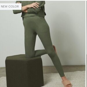 NWT Lunya Restore Thermal High Rise Legging